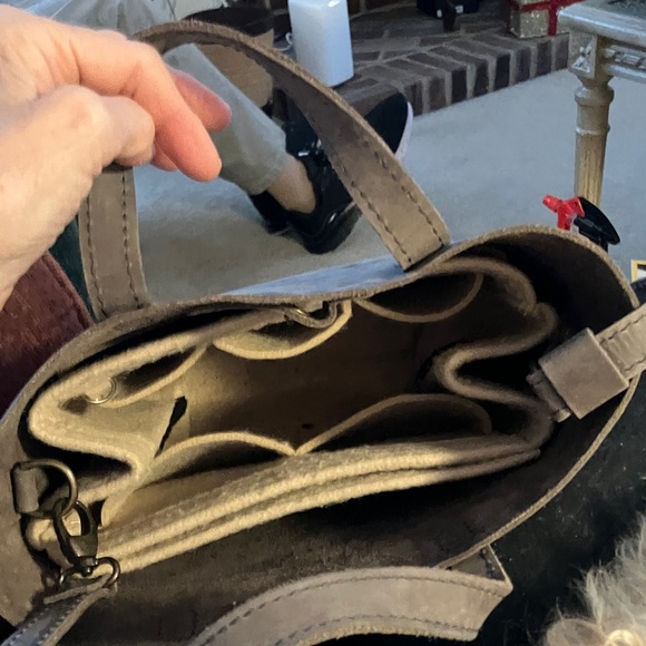 Portland Leather Grey Women’s Crossbody Bag - Picture 2 of 2